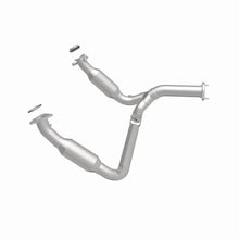 Load image into Gallery viewer, Magnaflow 07-08 Chevrolet Silverado 1500 4.3L Direct Fit Converter - Additional View 16