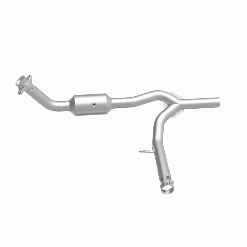 Magnaflow 07-08 F-150 V8 4.6 OEM Underbody Direct Fit Converter - Installation View