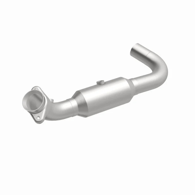 Magnaflow 07-08 Ford Expedition 5.4L Direct Fit Converter - Side View