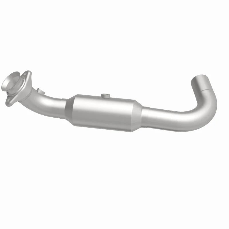Magnaflow 07-08 Ford Expedition 5.4L Direct Fit Converter - Additional View 16
