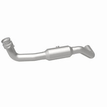 Load image into Gallery viewer, Magnaflow 07-08 Ford F-150 5.4L Direct Fit Converter - Installation View