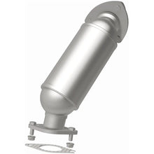 Load image into Gallery viewer, Magnaflow 07-08 GMC Acadia 3.6L Direct Fit Converter - Additional View 5
