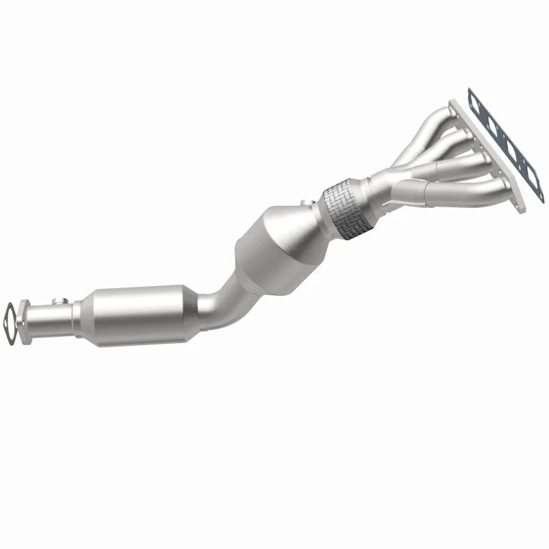 Magnaflow 07-08 Mini Cooper 1.6L Direct Fit Catalytic Converter - Installation View