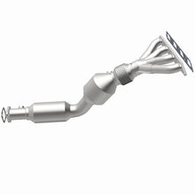 Load image into Gallery viewer, Magnaflow 07-08 Mini Cooper 1.6L Direct Fit Catalytic Converter - Installation View