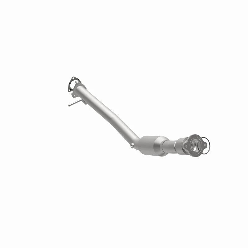 Magnaflow 07-09 Chevrolet Equinox 3.4L Direct Fit Converter - Installation View