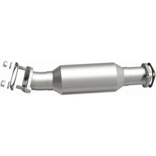 Load image into Gallery viewer, Magnaflow 07-09 Hyundai Santa Fe 3.3L Direct Fit Converter - Additional View 6