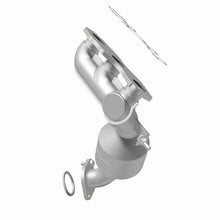 Load image into Gallery viewer, Magnaflow 07-10 Toyota Sienna 3.5L Direct Fit Converter - Additional View 6
