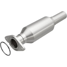 Load image into Gallery viewer, Magnaflow 08-09 Fusion V6 3 OEM Underbody Direct Fit Converter - Main Product View