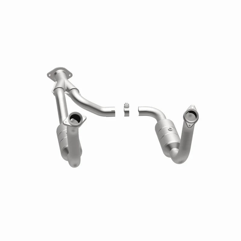 Magnaflow 08-10 Ford F-350 Super Duty 6.8L Direct Fit Converter - Additional View 5
