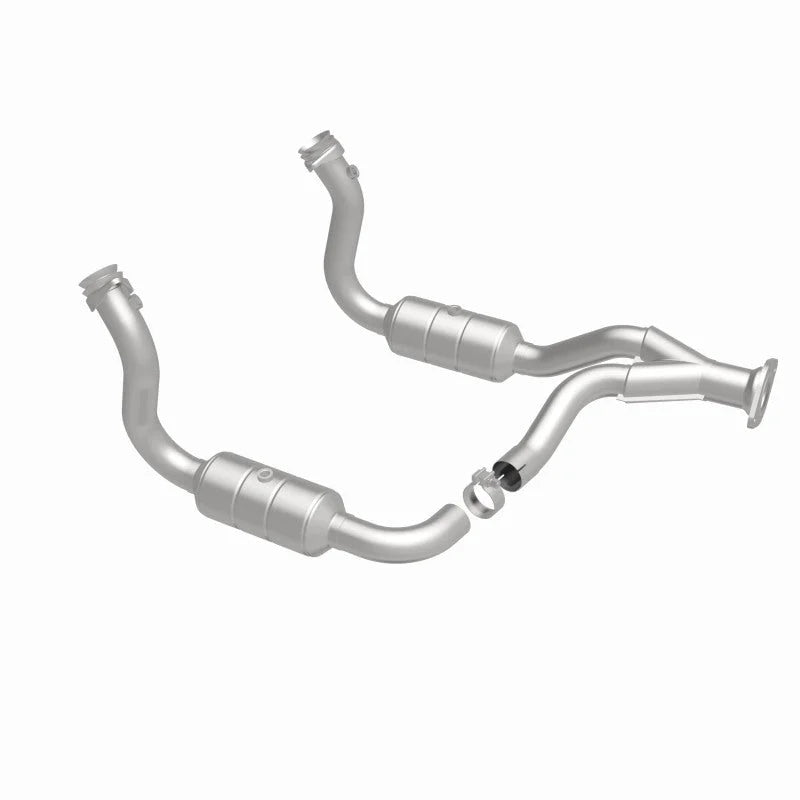 Magnaflow 08-10 Ford F-350 Super Duty 6.8L Direct Fit Converter - Additional View 9