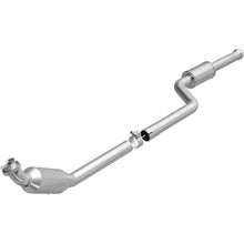 Load image into Gallery viewer, Magnaflow 08-10 Mercedes-Benz C300 3.0L Direct Fit Converter - Main Product View