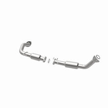 Load image into Gallery viewer, Magnaflow 08-17 Toyota Sequoia 5.7L CARB Compliant Direct-Fit Catalytic Converter - Additional View 7