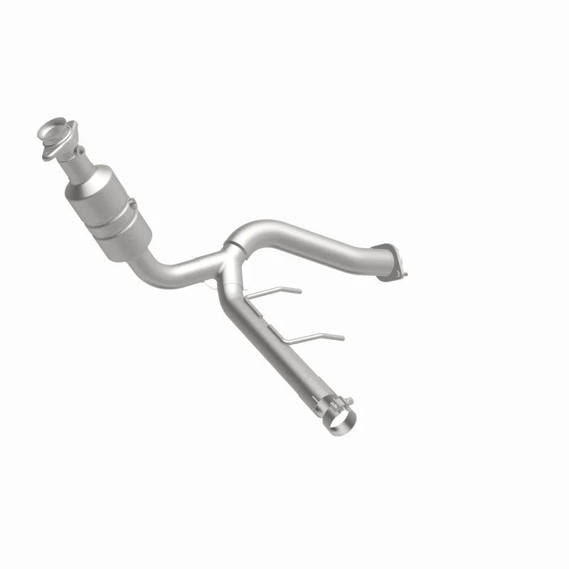 Magnaflow 09-10 Ford F-150 4.6L Direct Fit Converter - Installation View