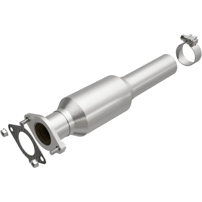 Magnaflow 09-11 Buick Lucerne Rear Underbody 3.9L Direct Fit Catalytic Converter - Main Product View
