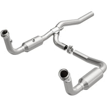Load image into Gallery viewer, Magnaflow 09-12 Jeep Liberty 3.7L Direct Fit Converter - Main Product View