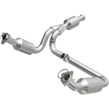 Load image into Gallery viewer, Magnaflow 09-13 Chevrolet Silverado 1500 5.3L Direct Fit Converter - Main Product View