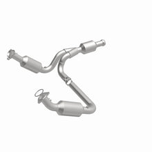 Load image into Gallery viewer, Magnaflow 09-13 Chevrolet Silverado 1500 5.3L Direct Fit Converter - Additional View 11