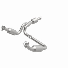 Load image into Gallery viewer, Magnaflow 09-13 Chevrolet Silverado 1500 5.3L Direct Fit Converter - Additional View 13