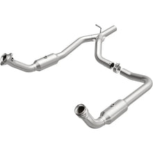 Load image into Gallery viewer, Magnaflow 09-14 Ford E-250 4.6L Direct Fit Converter - Main Product View