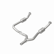 Load image into Gallery viewer, Magnaflow 09-14 Ford E-250 4.6L Direct Fit Converter - Additional View 13