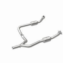 Load image into Gallery viewer, Magnaflow 09-14 Ford E-250 4.6L Direct Fit Converter - Additional View 16