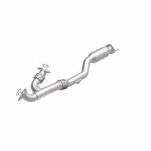 Load image into Gallery viewer, Magnaflow 09-14 Nissan Murano 3.5L Direct Fit Converter - Installation View