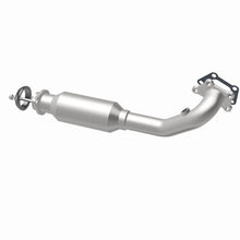 Load image into Gallery viewer, Magnaflow 10-11 Cadillac CTS 3.0L Direct Fit Converter - Additional View 7