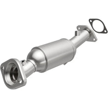 Load image into Gallery viewer, Magnaflow 10-11 Soul 1.6L Underbody Direct Fit Converter - Main Product View