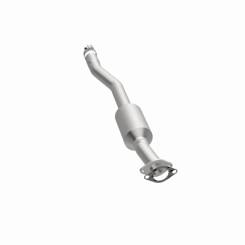 Magnaflow 10-12 Chevrolet Equinox 3.0L Direct Fit Converter - Installation View