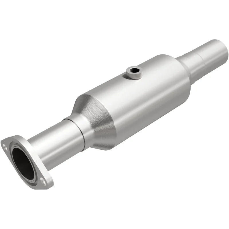 Magnaflow 10-12 Ford Fusion 2.5L Direct Fit Converter - Main Product View
