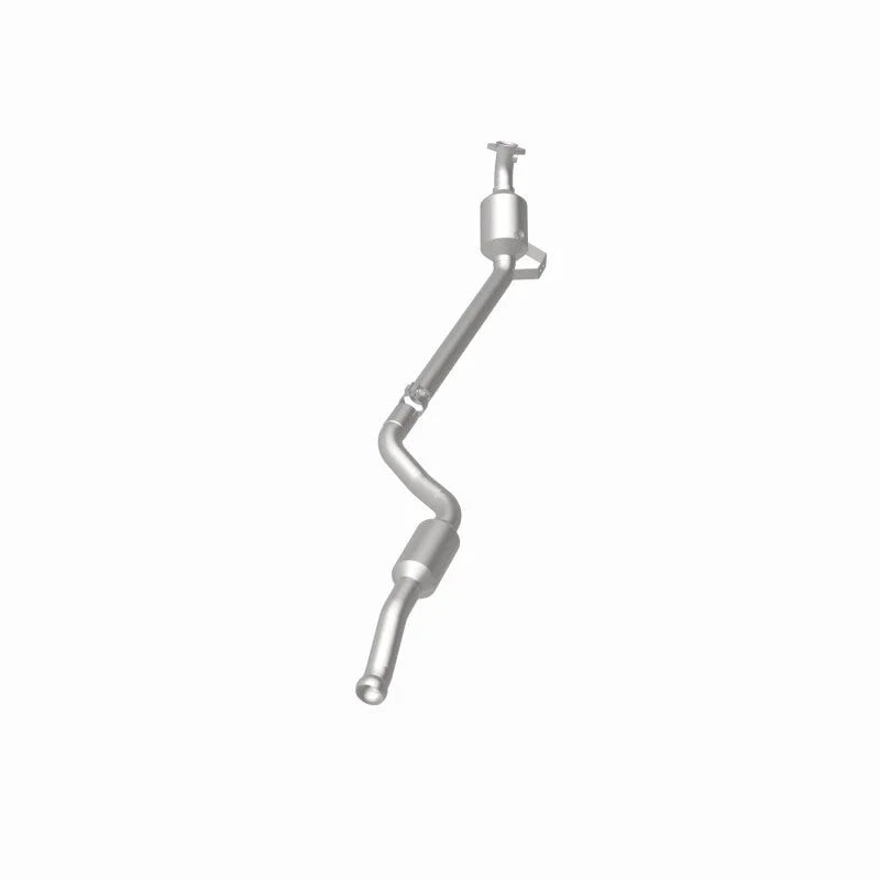 Magnaflow 10-12 GLK350 V6 3.5 OEM Underbody Direct Fit Converter - Back View