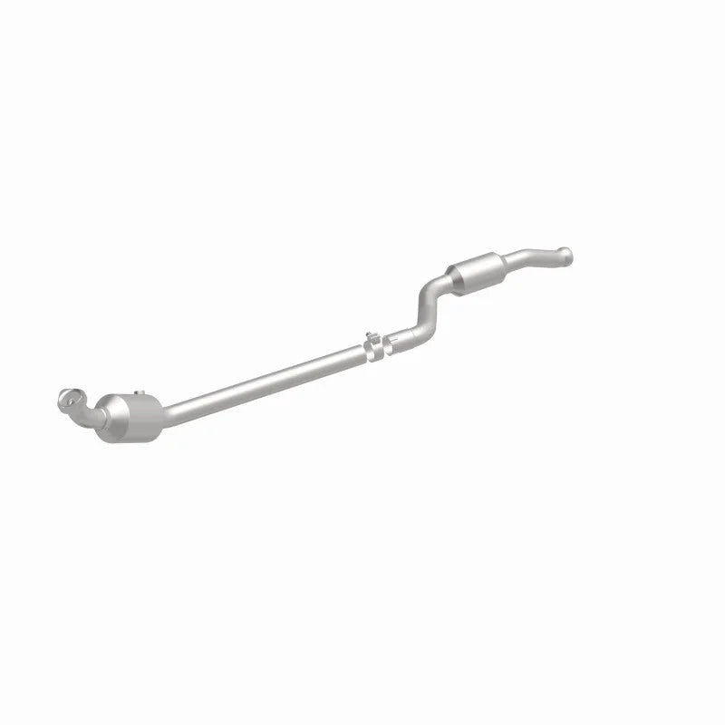Magnaflow 10-12 GLK350 V6 3.5 OEM Underbody Direct Fit Converter - Additional View 5