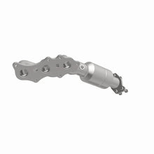 Load image into Gallery viewer, Magnaflow 10-12 Toyota 4Runner 4.0L Direct Fit Converter - Additional View 14