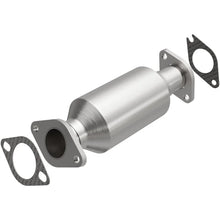 Load image into Gallery viewer, Magnaflow 10-13 Hyundai Santa Fe 2.4L Direct Fit Converter - Main Product View