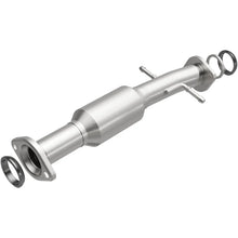 Load image into Gallery viewer, Magnaflow 10-15 Lexus RX350 3.5L Direct Fit Converter - Main Product View