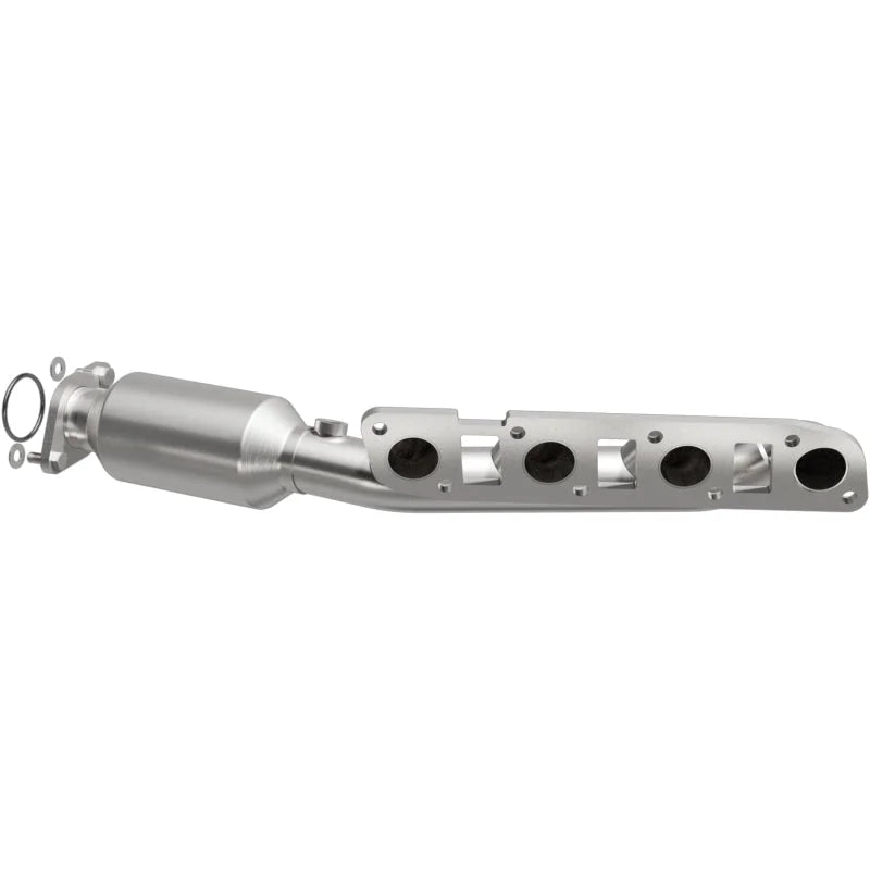 Magnaflow 11-13 QX56 V8 5.6 OEM Manifold Direct Fit Converter - Main Product View