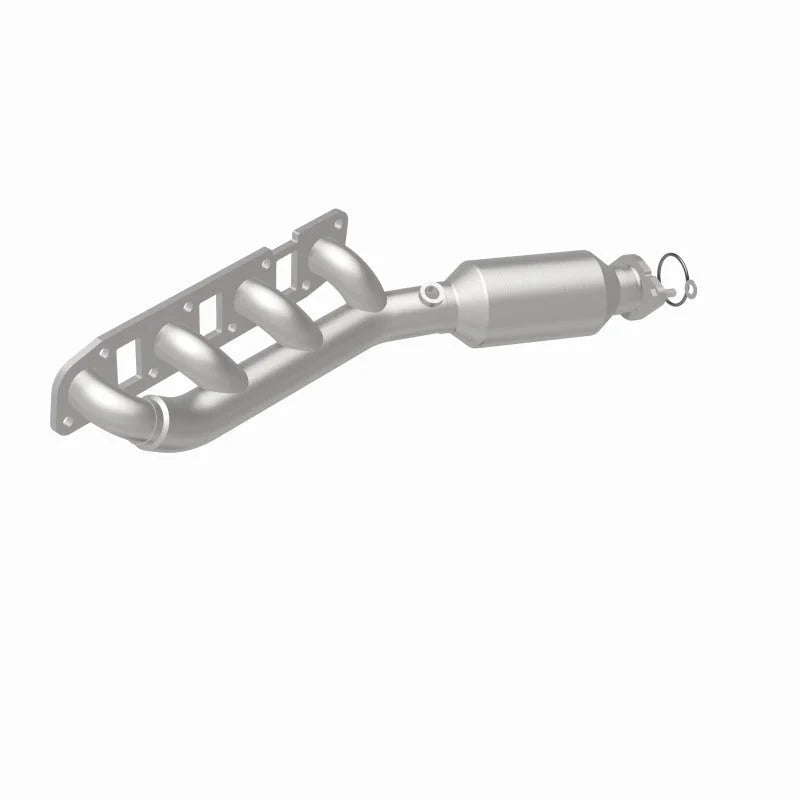 Magnaflow 11-13 QX56 V8 5.6 OEM Manifold Direct Fit Converter - Installation View