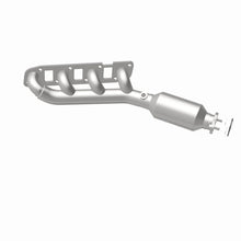 Load image into Gallery viewer, Magnaflow 11-13 QX56 V8 5.6 OEM Manifold Direct Fit Converter - Additional View 6