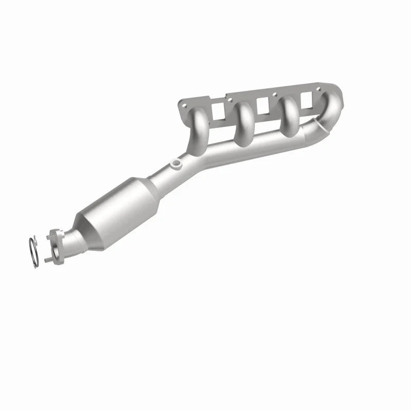 Magnaflow 11-13 QX56 V8 5.6 OEM Manifold Direct Fit Converter - Side View