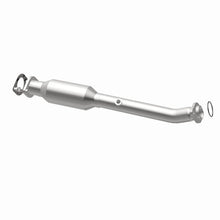 Load image into Gallery viewer, Magnaflow 11-13 QX56 V8 5.6 OEM Underbody Direct Fit Converter - Additional View 10