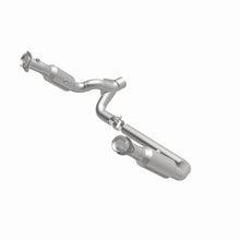 Load image into Gallery viewer, Magnaflow 11-13 Ram 1500 4.7L Direct Fit Converter - Additional View 9