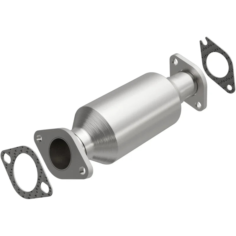 Magnaflow 11-13 Sorento 2.4L Underbody Direct Fit Converter - Main Product View
