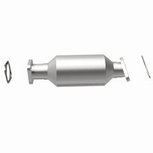 Load image into Gallery viewer, Magnaflow 11-13 Sorento 2.4L Underbody Direct Fit Converter - Additional View 6