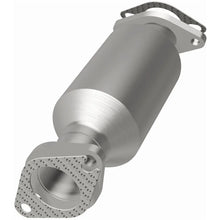 Load image into Gallery viewer, Magnaflow 11-13 Sorento 2.4L Underbody Direct Fit Converter - Additional View 13