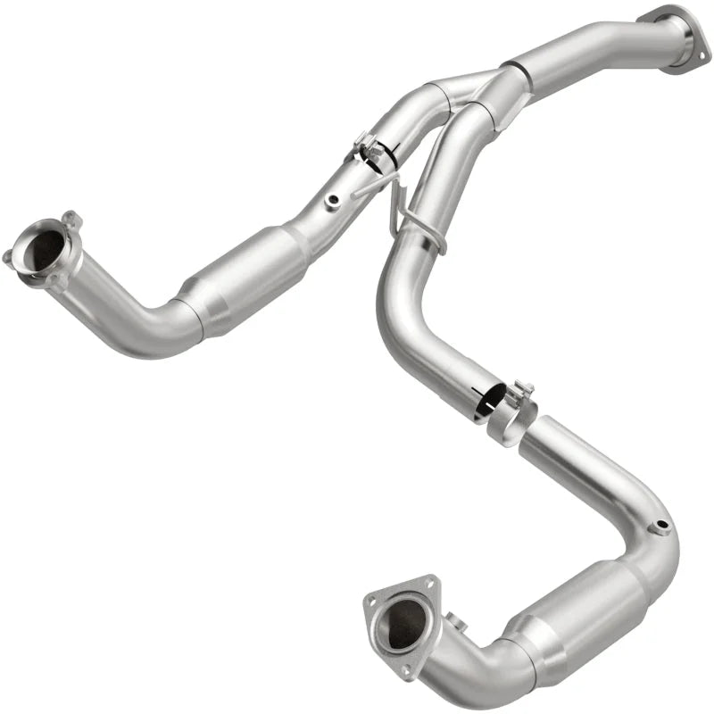 Magnaflow 11-15 Chevrolet Silverado 2500 HD 6.0L Direct Fit Converter - Main Product View