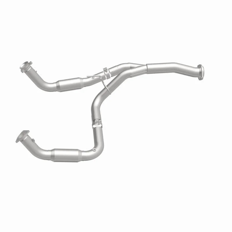 Magnaflow 11-15 Chevrolet Silverado 2500 HD 6.0L Direct Fit Converter - Additional View 8