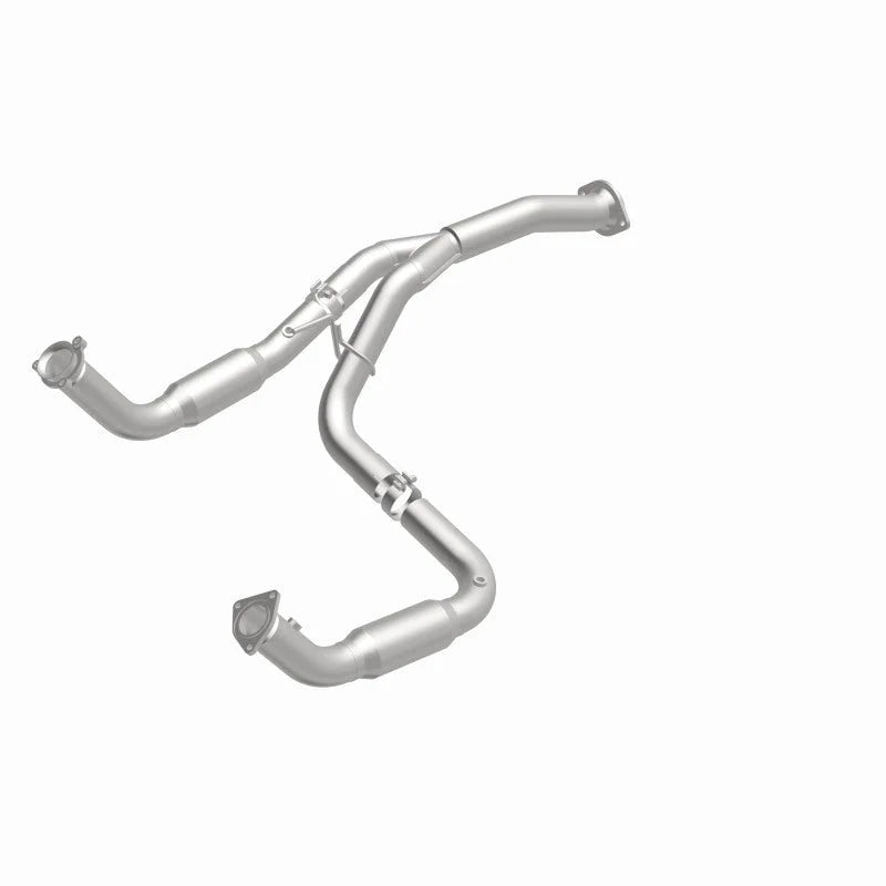 Magnaflow 11-15 Chevrolet Silverado 2500 HD 6.0L Direct Fit Converter - Additional View 13