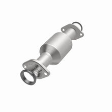 Load image into Gallery viewer, Magnaflow 11-15 Sienna 3.5 Underbody Direct Fit Converter - Additional View 15