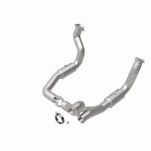 Load image into Gallery viewer, Magnaflow 11-17 Ford F-250 Super Duty 6.2L Direct Fit Converter - Additional View 15
