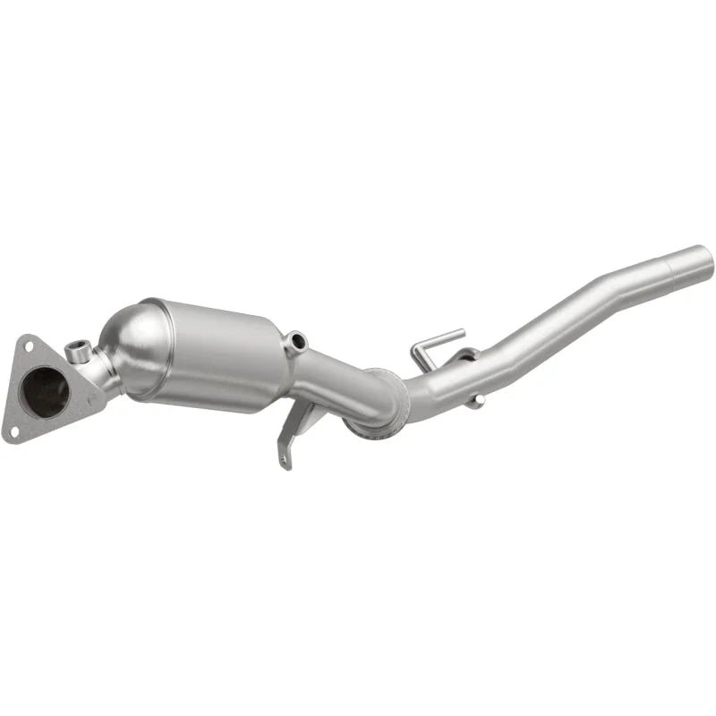Magnaflow 11-17 Volkswagen Touareg 3.6L Direct Fit Converter - Main Product View